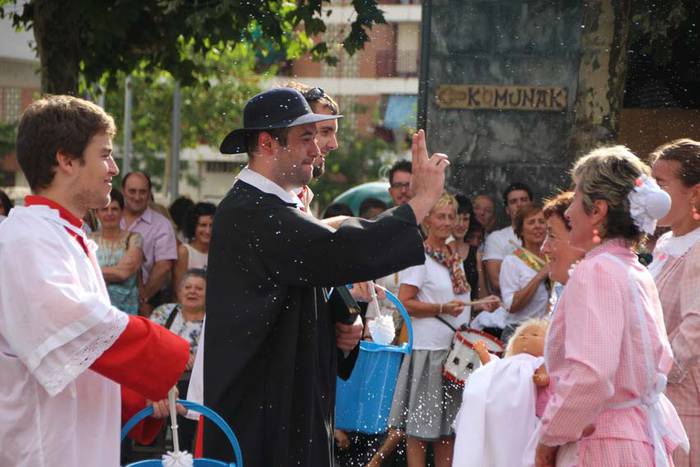 Inude eta artzaien konpartsa 2015 21 1438007559090