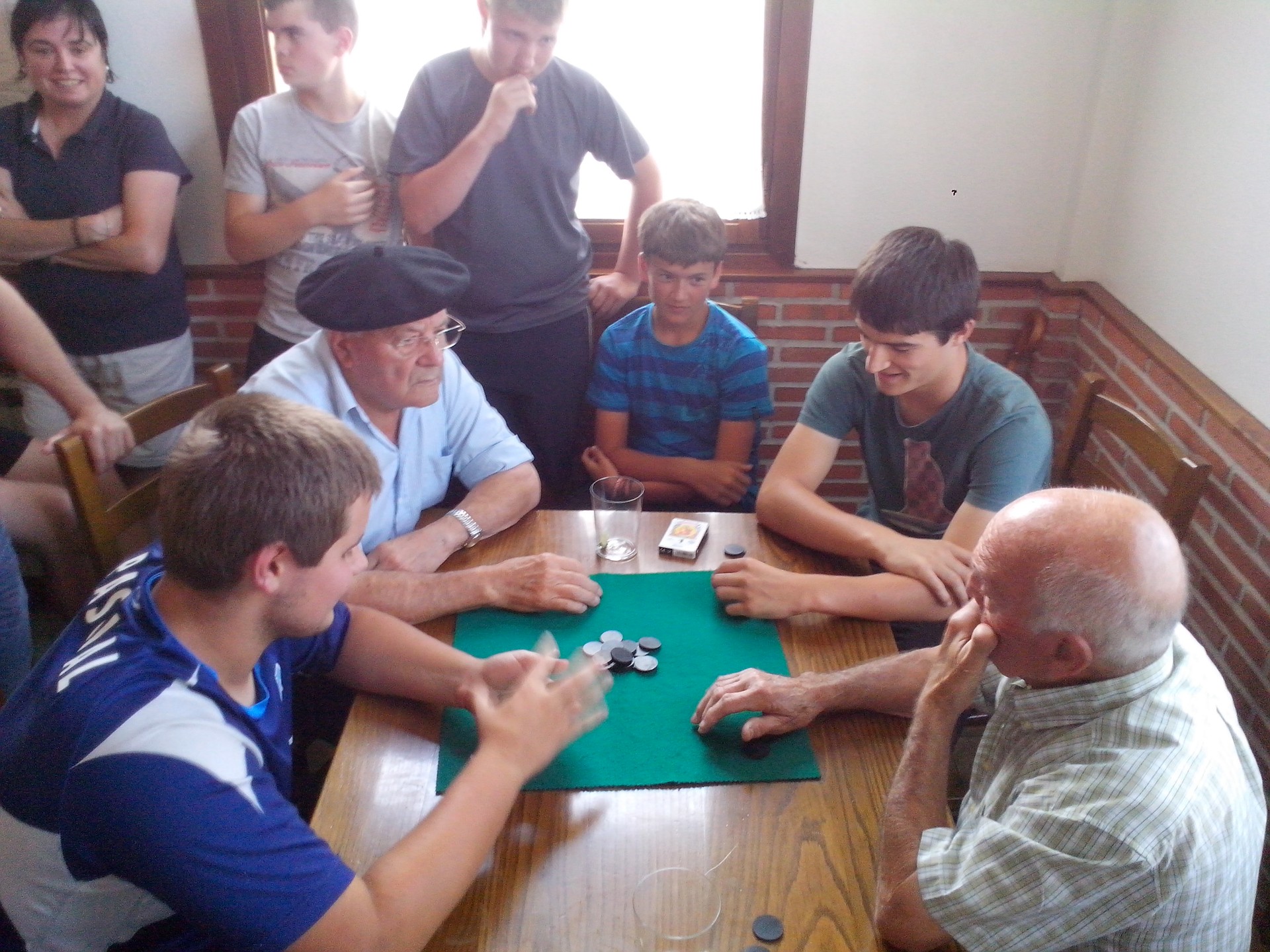 Festa jarri eta bizi