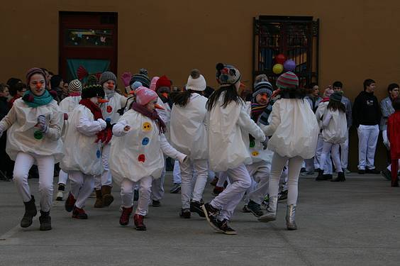 Inauteriak, Ostegun Gizena, eskolak, 2015 4 1423740968318