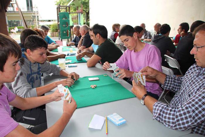 Kuadrila eguna ikaztegietan 26 1439056359741