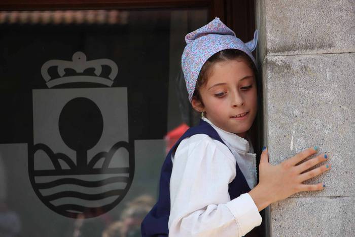 Eguzkipean dantzan 24 1434290307584