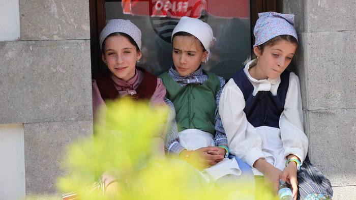 Eguzkipean dantzan 25 1434290312404