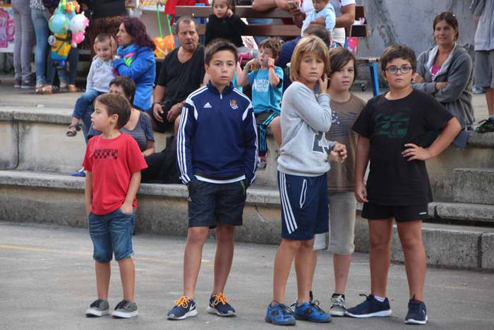 izaskun auzoko festak 2015 3 1441386481183