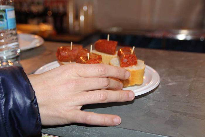 Kaleko giroa, Ostegun Gizena 2015 1 1423757914364