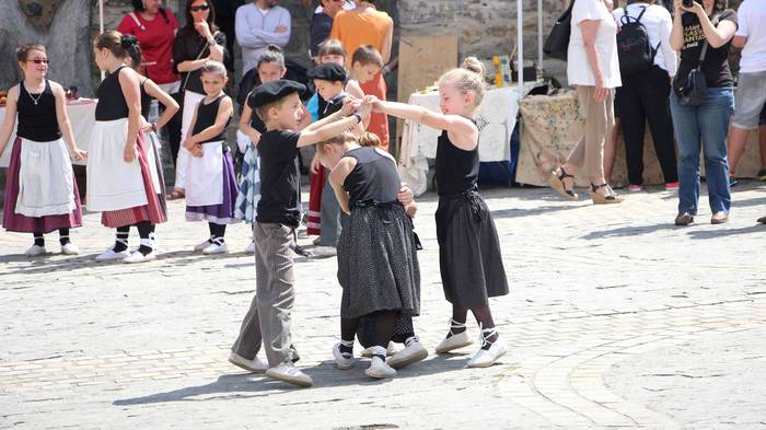 Eguzkipean dantzan 38 1434290369418