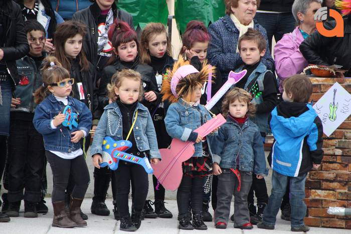 Eskolak argazki galeria 41 1423852823471