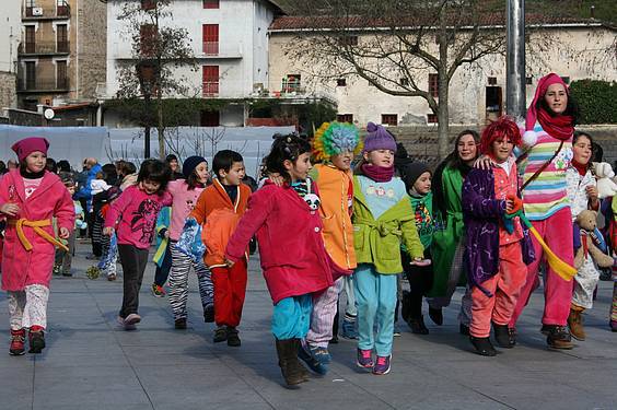 Inauteriak 2015, Ostegun Gizena, Eskolak 7 1423741177725