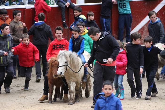 xexen festa piñata 2015 1 16 1424694693980