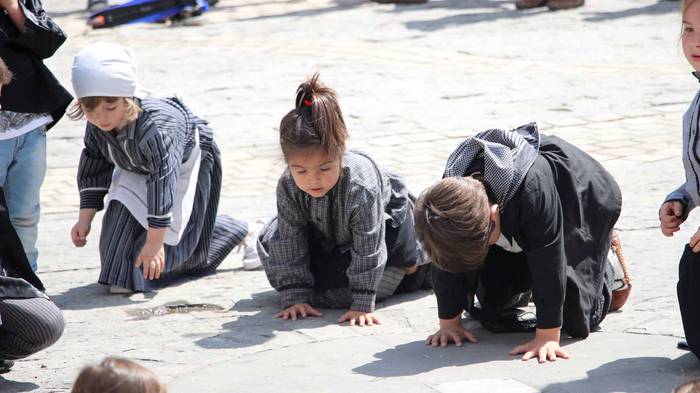 Eguzkipean dantzan 40 1434290378445