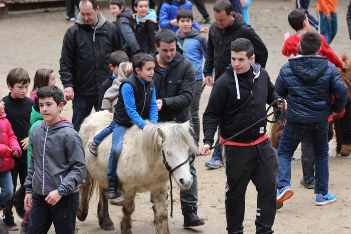 xexen festa piñata 2015 1 17 1424694695372