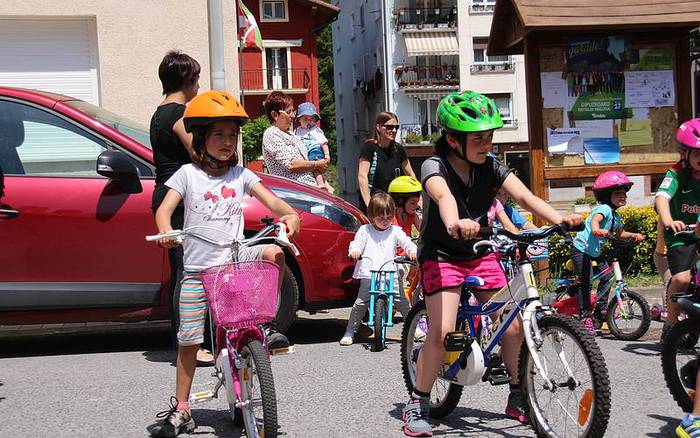 Lizartzako Eskolaren Astea 2015 13 1431441367623