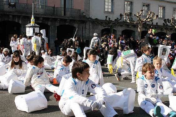 Eskolak, Ostegun Gizena, Inauteriak 2015 19 1423757566829