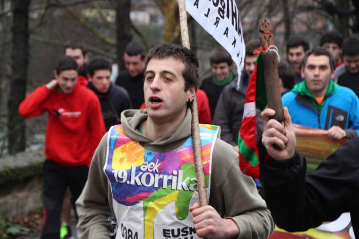 19. Korrika, furgonetatik 34 1426939534105