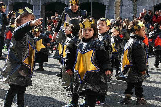 Eskolak, Ostegun Gizena, Inauteriak 2015 27 1423757573610