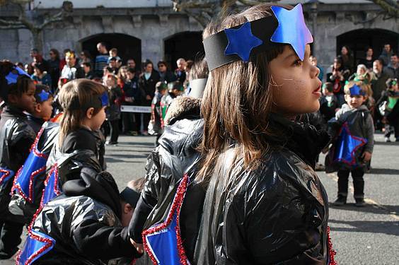 Eskolak, Ostegun Gizena, Inauteriak 2015 30 1423757576674