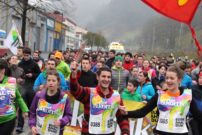 19. Korrika, furgonetatik 39 1426939539883