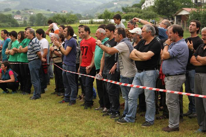 Alatzne Etxaburua astondoa apustu 2015 2 83 1433775972225