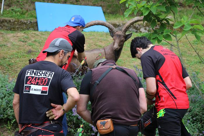 Zumardiaundia arkularien bilgune 23 1435483125790