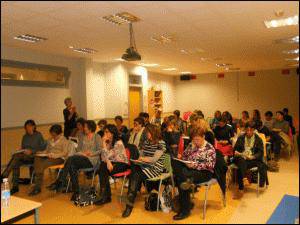 Guraso eskola abian jarri dute Samaniego ikastetxean