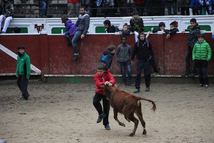 xexen festa piñata 2015 1 31 1424694713551