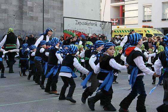 Eskolak, Ostegun Gizena, Inauteriak 2015 36 1423757581736