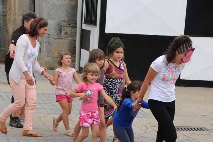 Umeek ederki pasa dute altxorraren bila 16 1438431161552