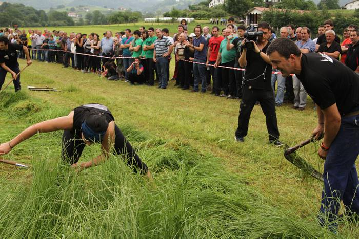 Alatzne Etxaburua astondoa apustu 2015 2 90 1433775983845