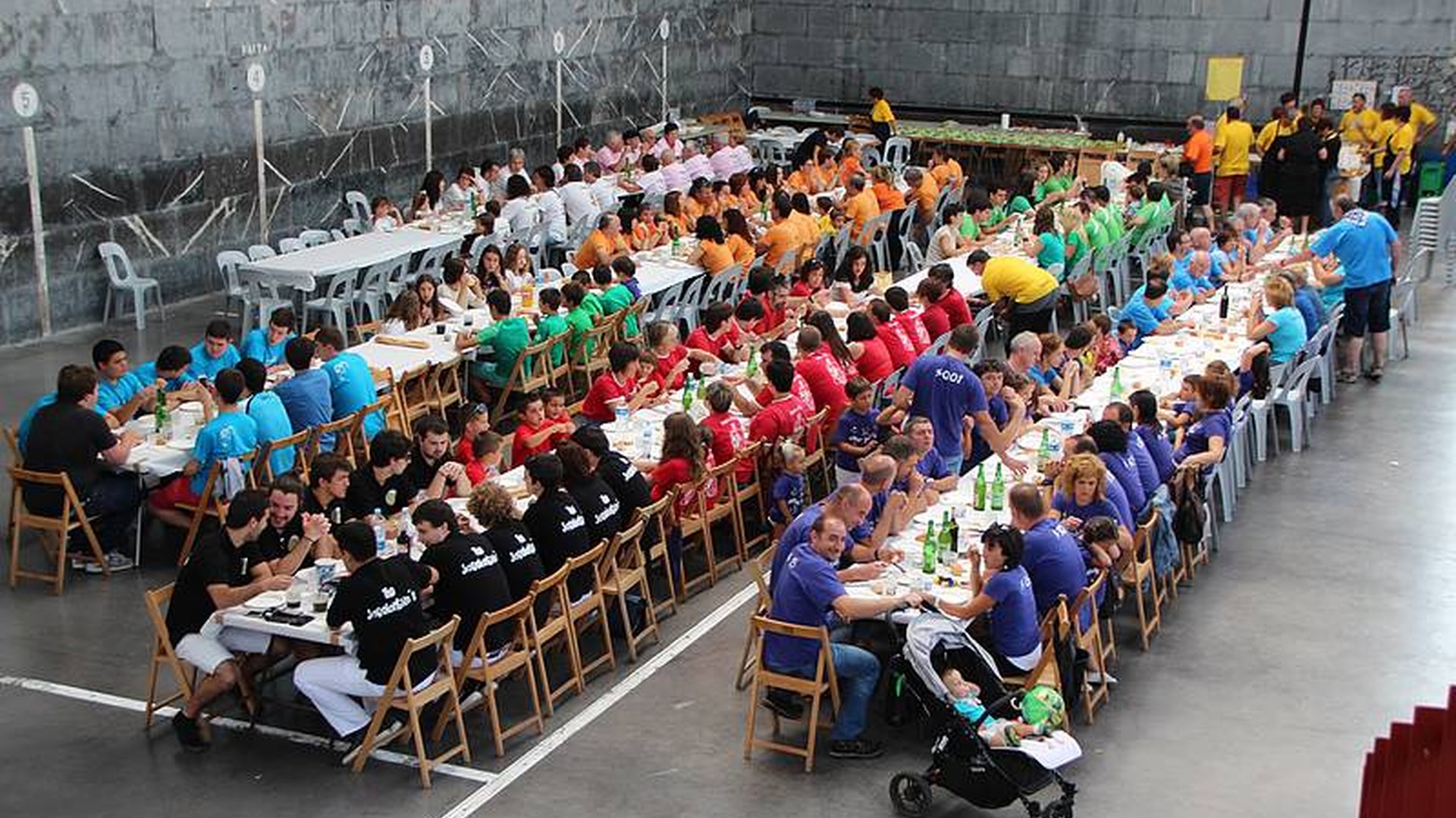 Kuadrillen Eguna ospatuz bukatu dituzte festak Adunan