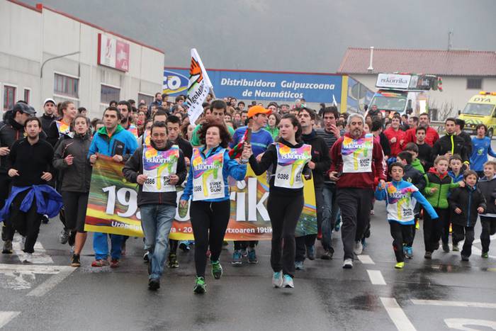 19. Korrika, furgonetatik 44 1426939545840