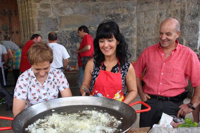 Parrandan bezain ondo moldatzen dira sukaldean 9 1438431482051