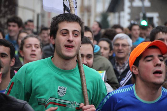 19. Korrika, furgonetatik 48 1426939550427