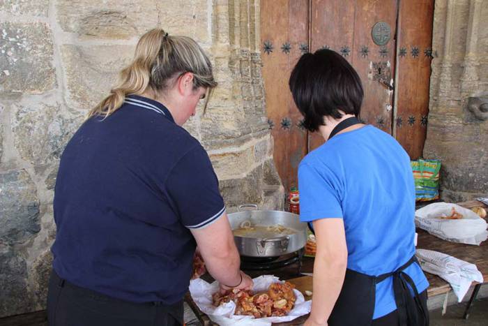 Parrandan bezain ondo moldatzen dira sukaldean 15 1438431484079