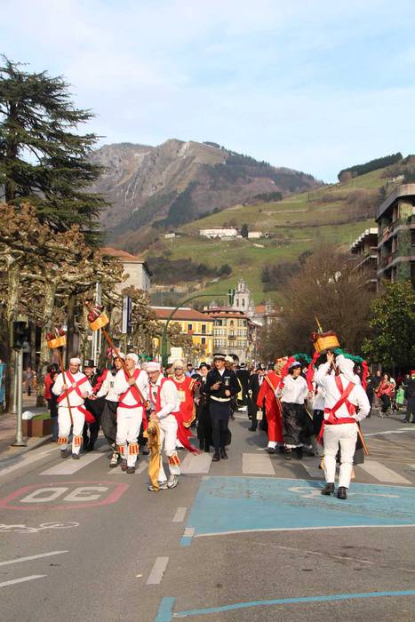 ostegun gizen 2015 zezenak 1 16 1423763393706