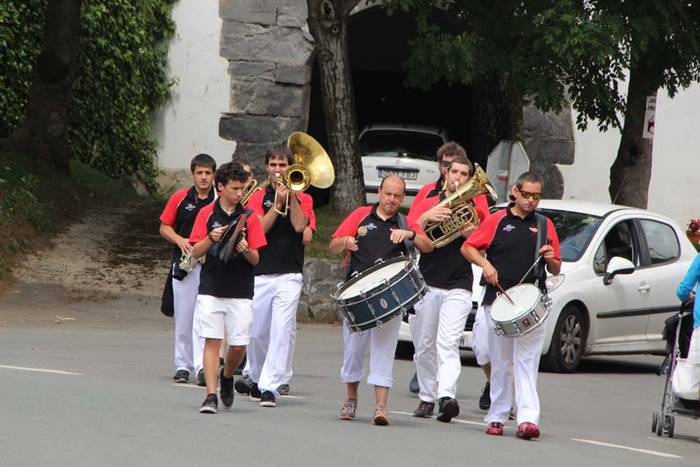 Parrandan bezain ondo moldatzen dira sukaldean 16 1438431484415