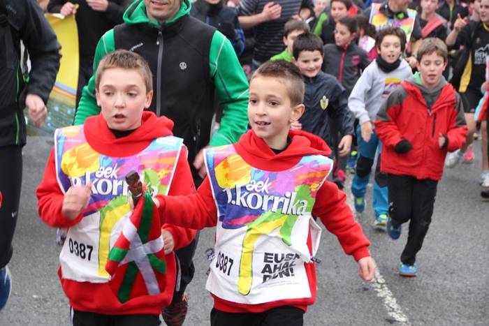 19. Korrika, furgonetatik 50 1426939552463