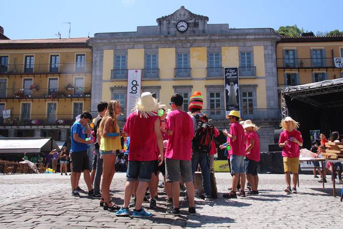 kuadrilla eguna bazkaria 51 1435418625913