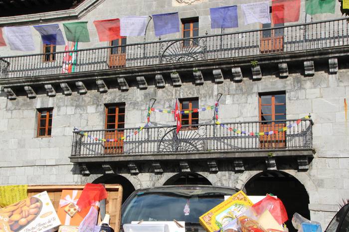 Asteasu ere nepaldarren alde 9 1434800936659