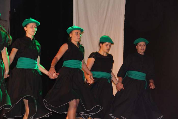 Alurr dantza taldea Berastegin 9 1439284122593