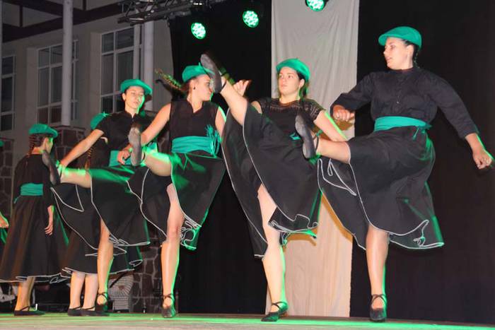 Alurr dantza taldea Berastegin 10 1439284122872