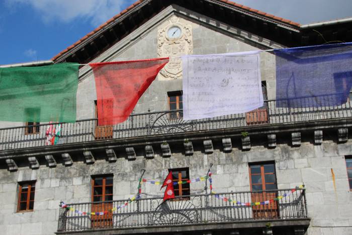 Asteasu ere nepaldarren alde 11 1434800938863