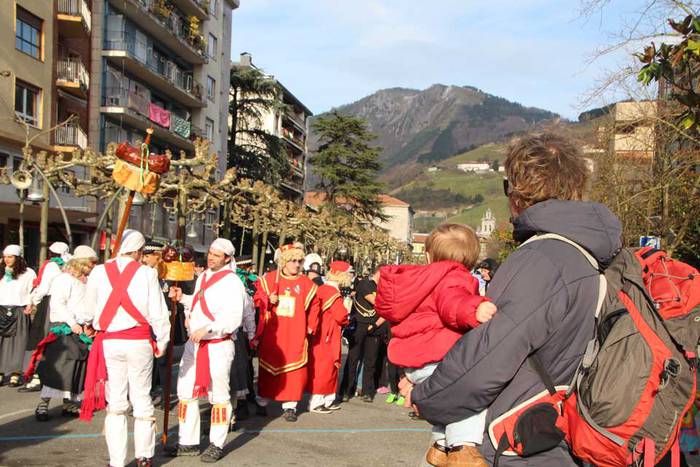 ostegun gizen 2015 zezenak 1 19 1423763398840