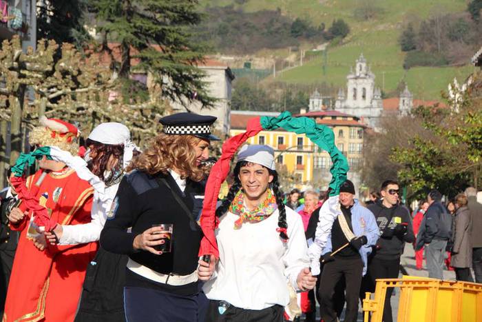 ostegun gizen 2015 zezenak 1 20 1423763399970