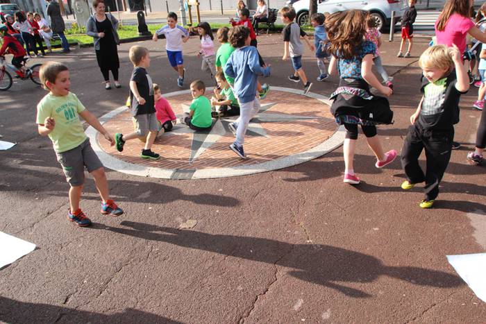 Asteasu ere nepaldarren alde 19 1434800948766