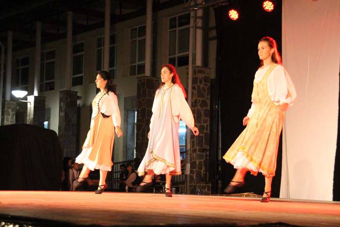 Alurr dantza taldea Berastegin 14 1439284124093