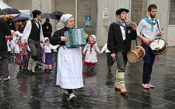 Dantzari Txiki eguna, 2015 2 1427548097035