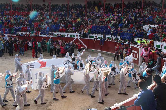 ostegun gizen 2015 zezenak 1 25 1423763407474