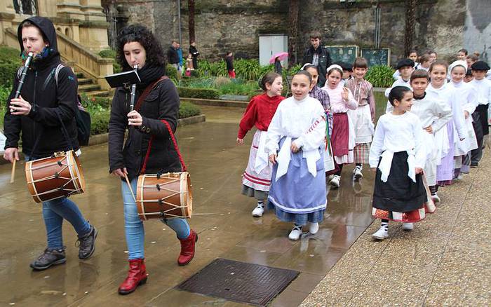 Dantzari Txiki eguna, 2015 32 1427548128387