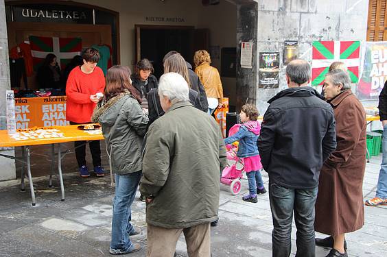 Korrika Eguna, Aduna 11 1425291418575