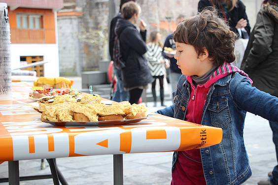 Korrika Eguna, Aduna 14 1425291420685