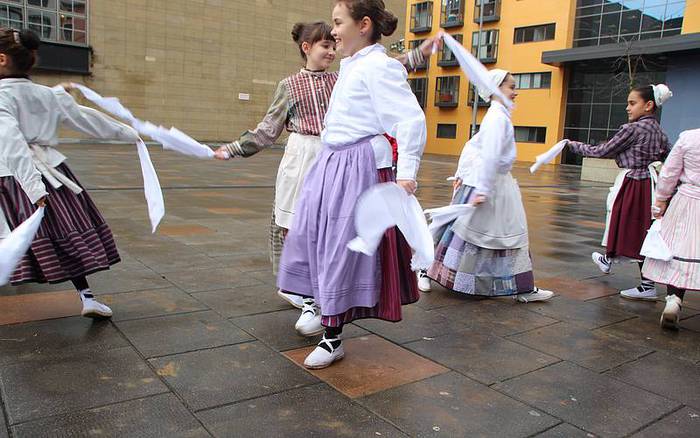 Dantzari Txiki eguna, 2015 40 1427548135681